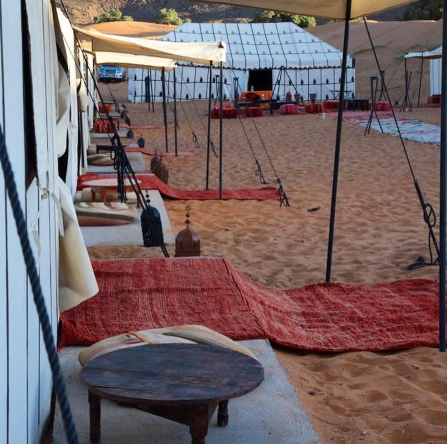 מרזאוגה Mari Desert Camp מראה חיצוני תמונה