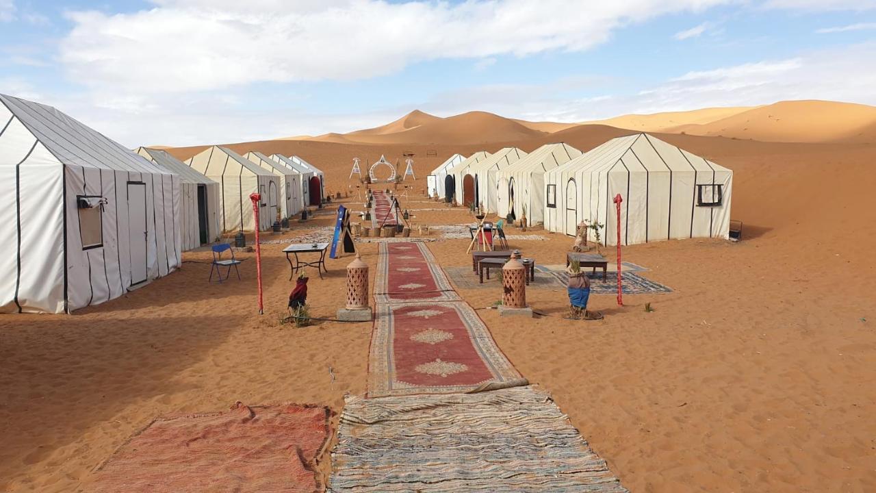 מרזאוגה Mari Desert Camp מראה חיצוני תמונה